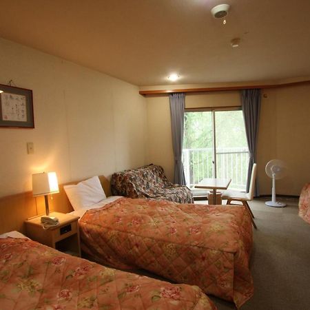 龙王酒店 山之內 外观 照片